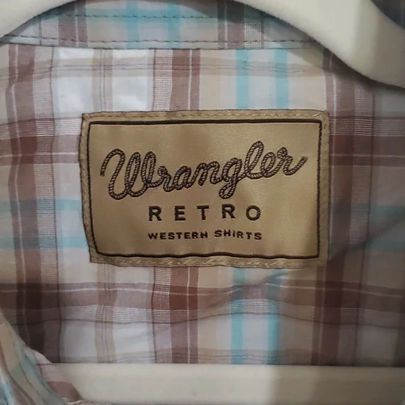 Wrangler Retro With Snaps Size Medium - Picture 3 of 5
